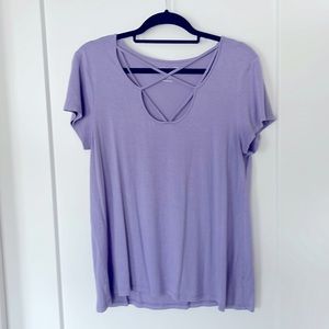 Lavender Criss-cross v-neck T-shirt